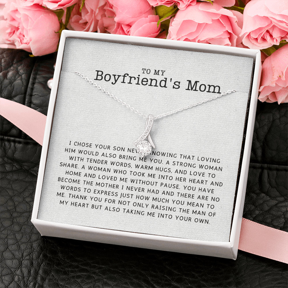 KORAFINA Customized Boyfriend's Mom Gift, to My Boyfriends Mom Necklace, for My Boyfriend's Mom on Mother's Day, Birthday Gift for Boyfriends Mom On Christmas, Anniversary