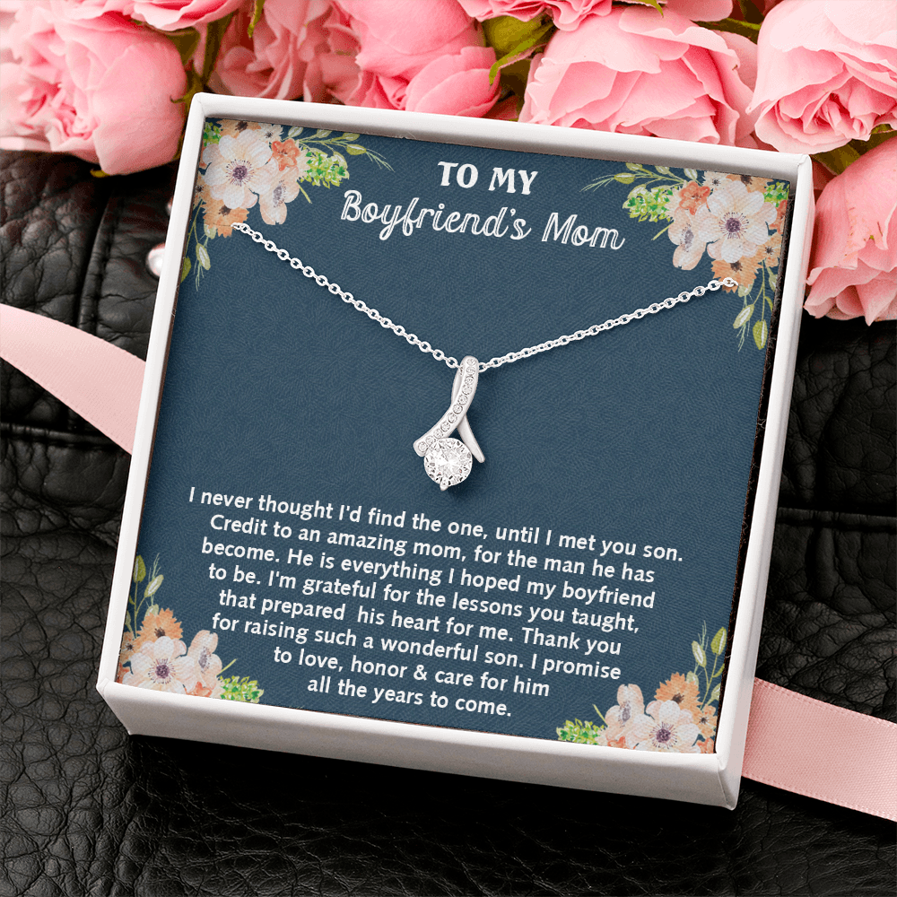 to my boyfriend's mom necklace, thank you for raising such a wonderful son alluring beauty necklace